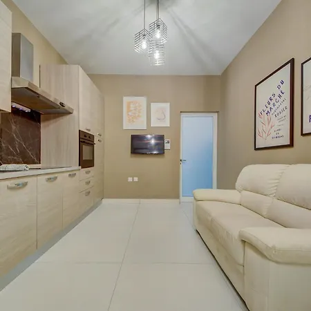 Fully Equipped 1br With Wifi & Ac In By 360 Estates Gzira