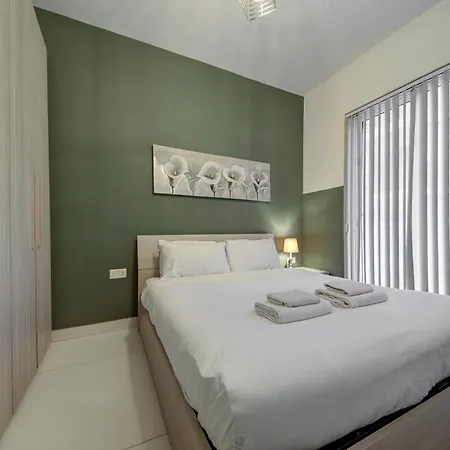 Fully Equipped 1br With Wifi & Ac In By 360 Estates Apartment