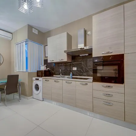 Fully Equipped 1br With Wifi & Ac In By 360 Estates *